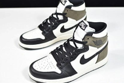 OG 555088-105 AIR 'DARK 1 JORDAN HIGH RETRO MOCHA' 0808